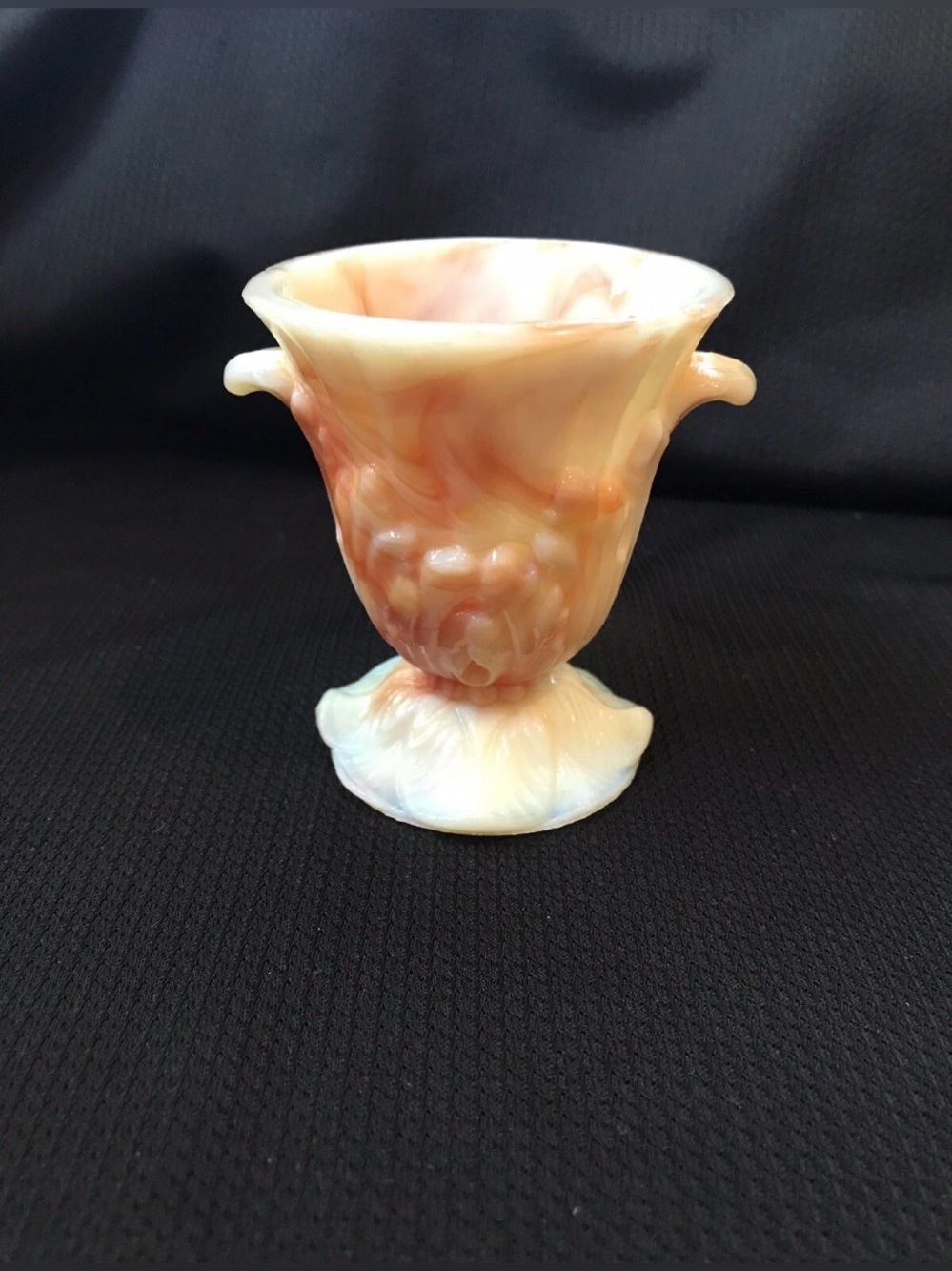 Vintage Akro Agate
Match Holder Urn
Embossed Flowers
Depression Slag Glass